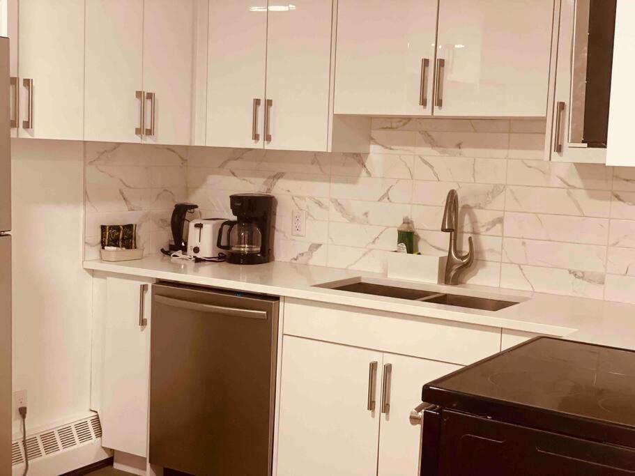 Unit #201 Cozy Mountain View 1Br In Dt Apartment Canmore Exterior foto